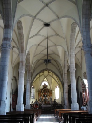 Interno Basilica dei Santi Martiri Sanzeno